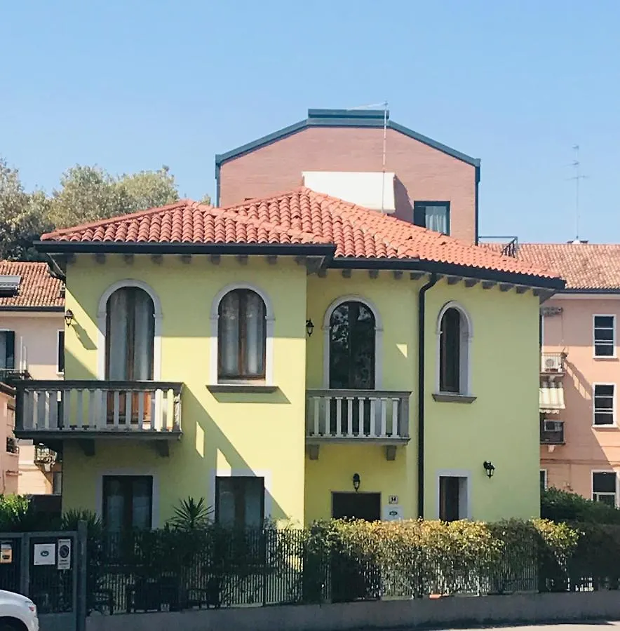 Guest house Villa Ricordi Mestre